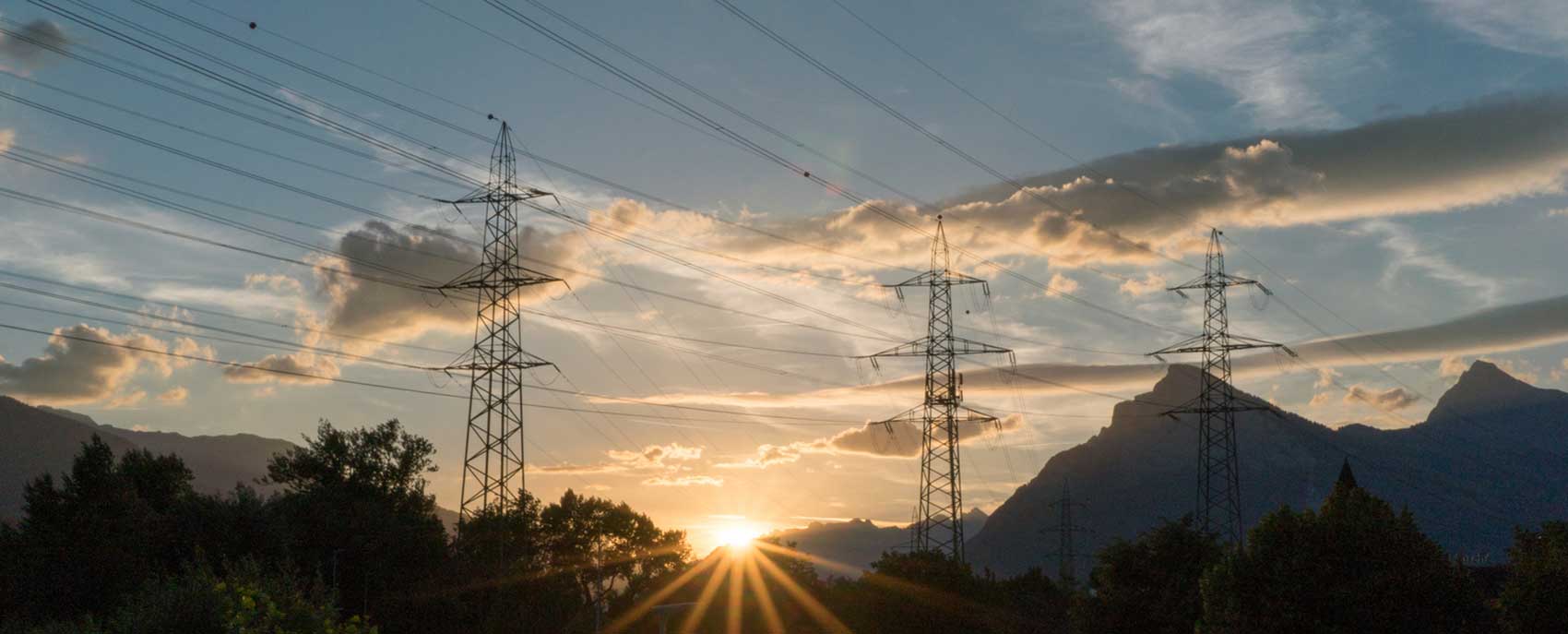 Das Schweizer Stromnetz verbindet die Kraftwerke mit den Endverbrauchern. 