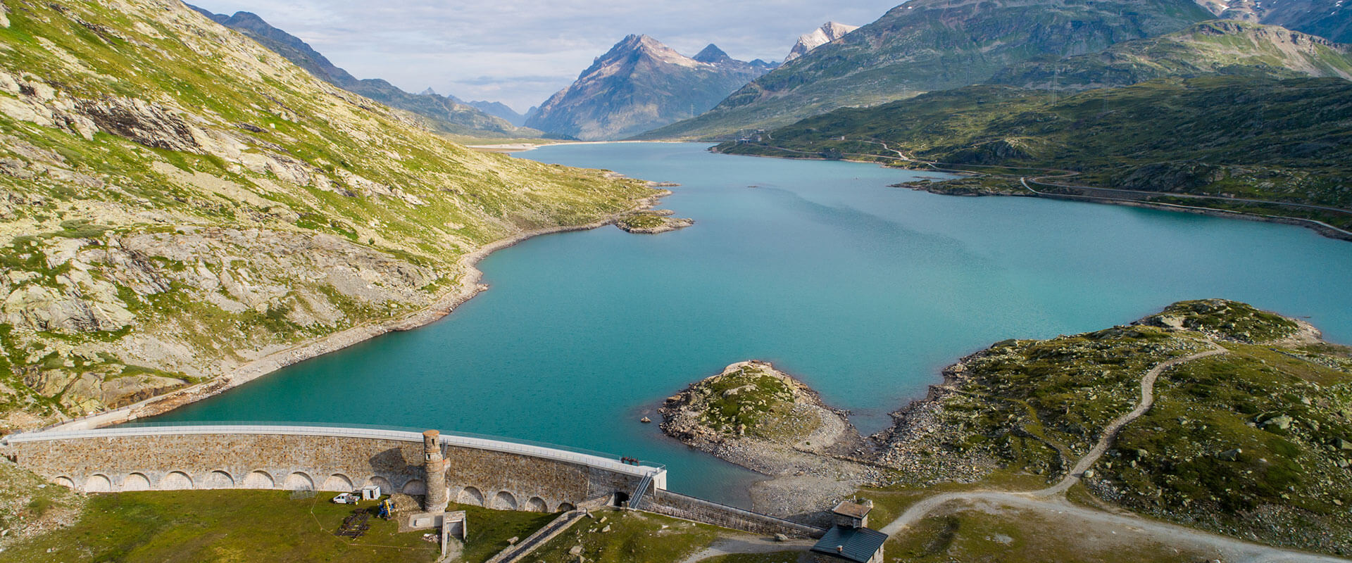Energia idroelettrica al Lago Bianco sul Passo del Bernina
